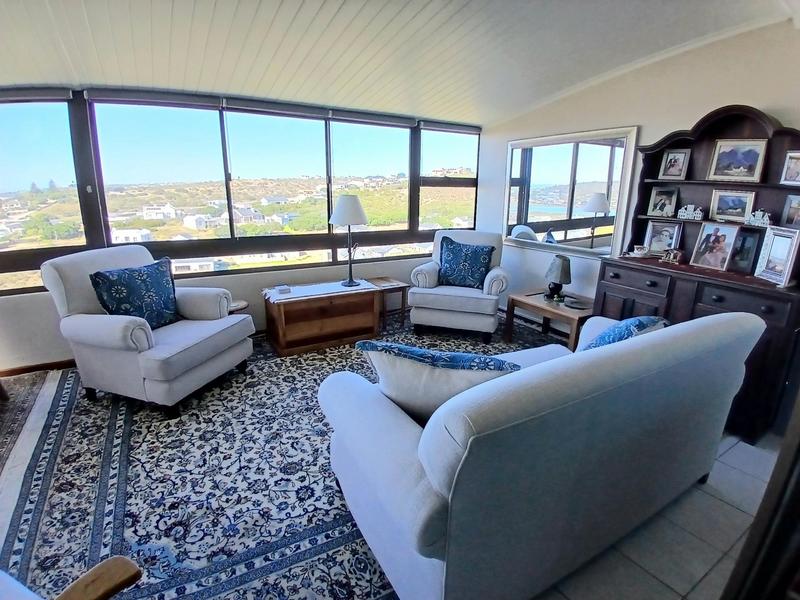 2 Bedroom Property for Sale in Stilbaai Wes Western Cape